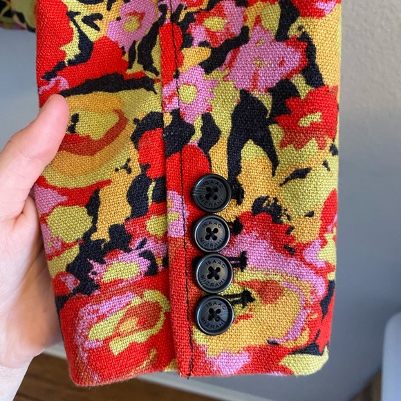 Isaac Mizrahi floral blazer - Picture 6 of 6